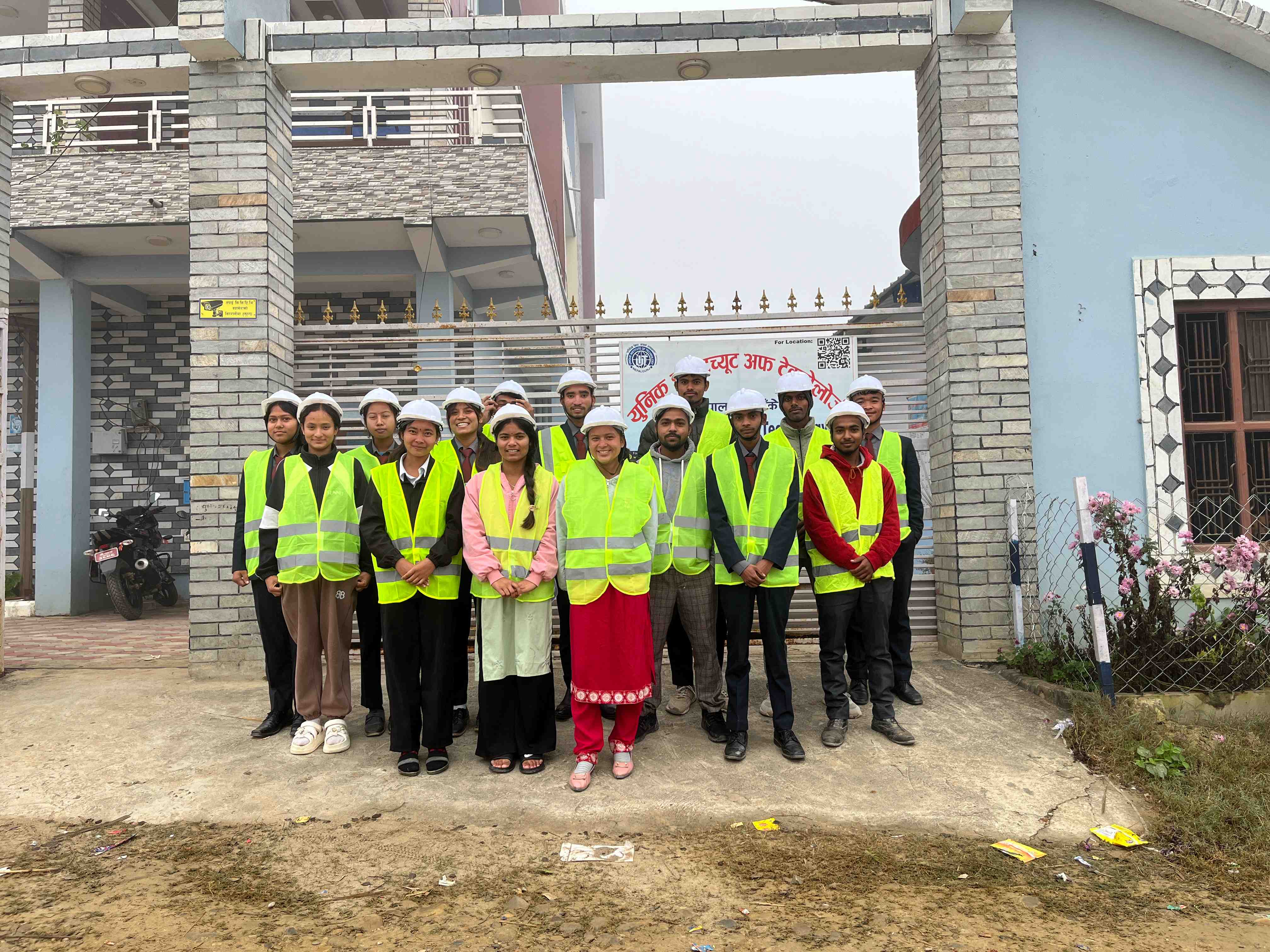 SPORT WEEK 2082 - Image 12